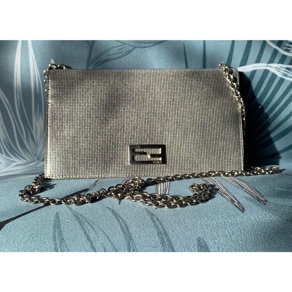 FENDI Metallic Calfskin Wallet On Chain Silver Clutch Purse AUTHENTIC $3800 - Picture 2 of 15